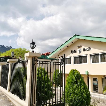 Hotel Berlin San Salvador Exterior photo